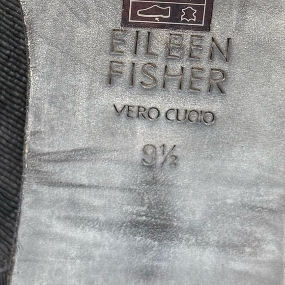 Eileen Fisher Size 9 1/2 Black Zippered Ankle Boots - Picture 6 of 15